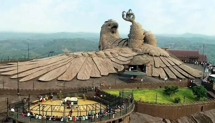 Jatayu Rock Hill travel guide - orange cabz